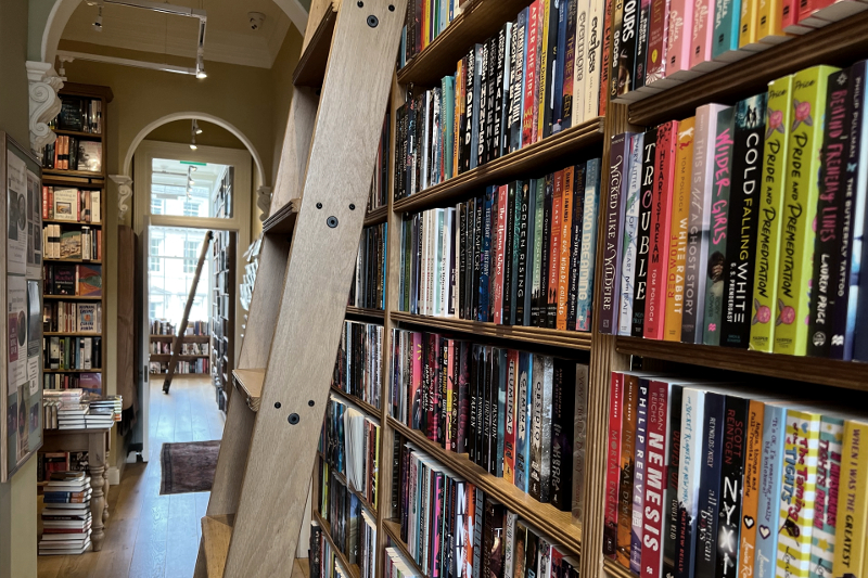 Edinburgh for Booklovers: Bookshops