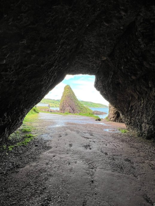 Cushendum Caves Nordirland Urlaub Höhle